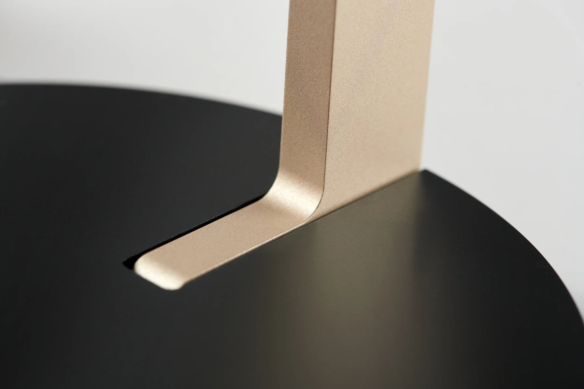 Blade T - LightPoint x Studio F.A Porsche Design - Luxilight